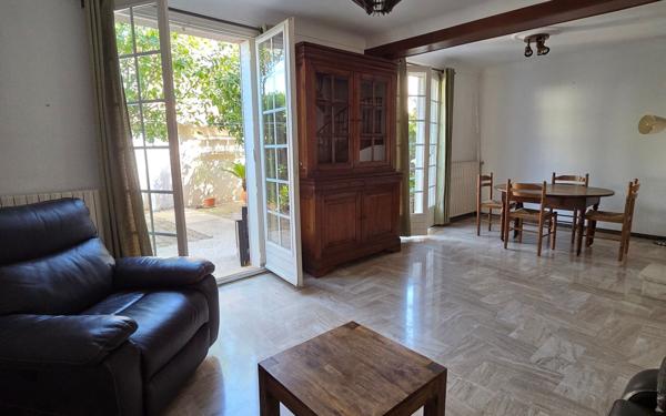 Maison à vendre    5 pièces • 94 m2 Perpignan