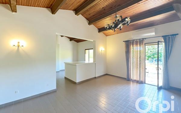 Maison à vendre    4 pièces •  Porto-Vecchio