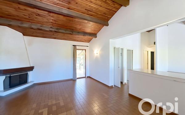 Maison à vendre    4 pièces •  Porto-Vecchio