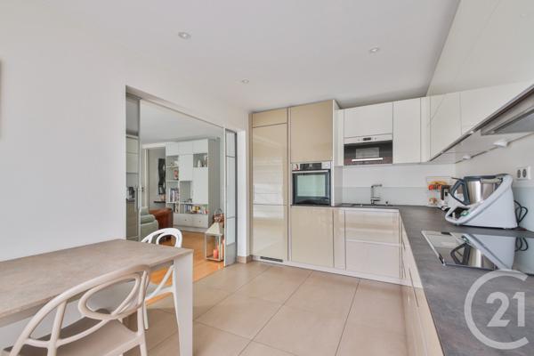 Appartement F4 à vendre  4 pièces - 95,76 m2 PARIS - 75015