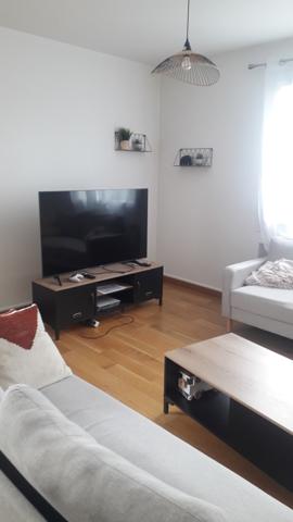 Chambre meublée en colocation