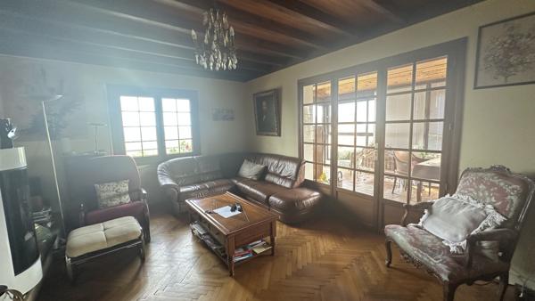 Maison 250 m² habitabes avec terrain de 1816 m²