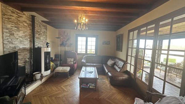 Maison 250 m² habitabes avec terrain de 1816 m²
