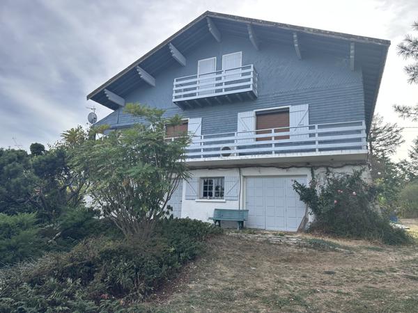 Maison 250 m² habitabes avec terrain de 1816 m²