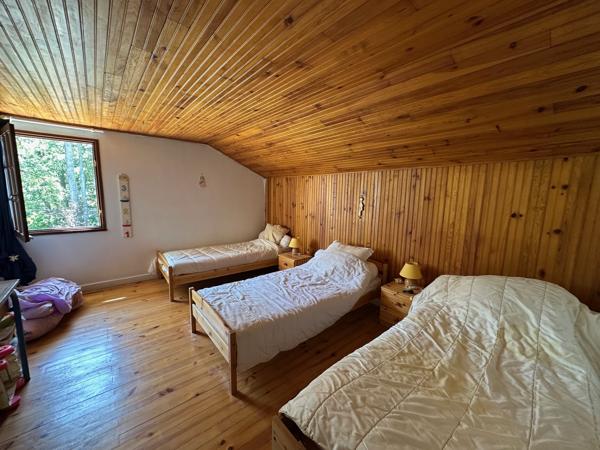 Maison 250 m² habitabes avec terrain de 1816 m²