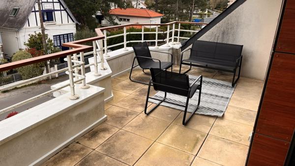 APPARTEMENT T5 DERNIER ETAGE DANS UNE RESIDENCE DE STANDING