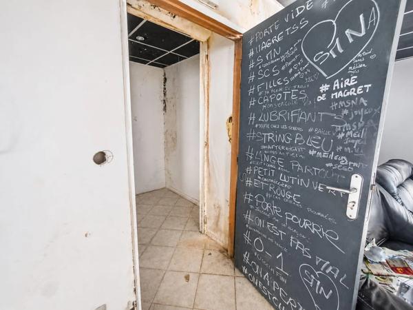 Ancien bar avec appartement et jardin