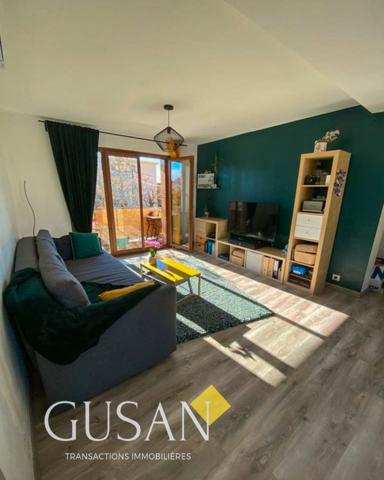 Appartement de 61m² à louer avec balcon à Toulon Toulon (83000)