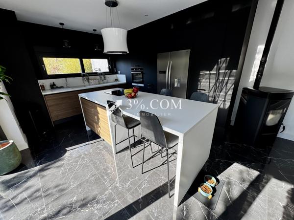 Maison 7 pièce(s) 3 chambre(s) 170 m²