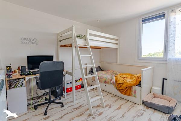 Appartement à vendre |  Carbon-Blanc |  4 pièces | 75 m²