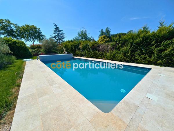 Vente
                Maison250 m² - 7 Pièces -
                    MONTAUBAN (82000)