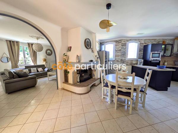 Vente
                Maison250 m² - 7 Pièces -
                    MONTAUBAN (82000)