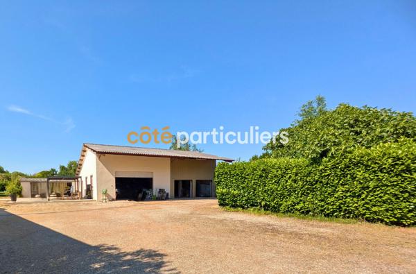Vente
                Maison250 m² - 7 Pièces -
                    MONTAUBAN (82000)