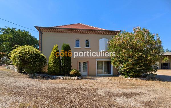 Vente
                Maison250 m² - 7 Pièces -
                    MONTAUBAN (82000)