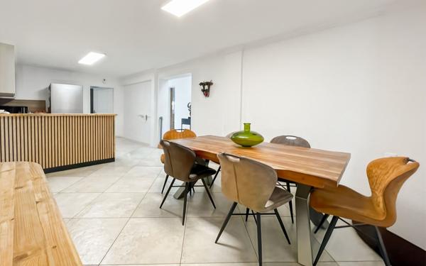 Maison à vendre    10 pièces • 241 m2 Toulouse