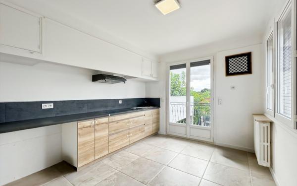 Maison à vendre    10 pièces • 241 m2 Toulouse