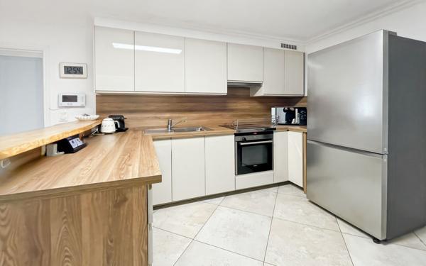 Maison à vendre    10 pièces • 241 m2 Toulouse