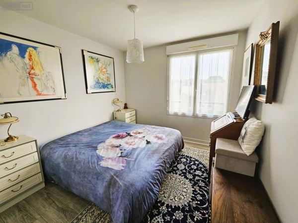 Appartement à vendre à Saint-Cyr-sur-Loire dans l'Indre-et-Loire (37540), ref : 013/1483   
SAINT CYR SUR LOIRE