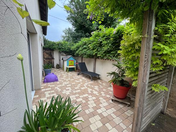 Maison Buxerolles 131.98 m2