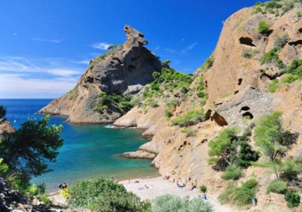 LA CIOTAT-Charmante villa T6 – Vue mer & calme absolu !