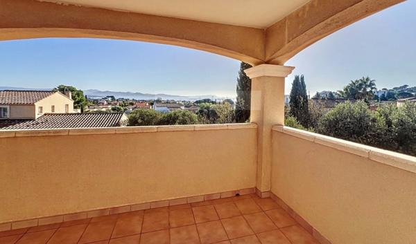 LA CIOTAT-Charmante villa T6 – Vue mer & calme absolu !