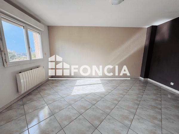 Location Appartement 3 pièces 55.77 m² - 25 RUE JEAN-MICHEL CHEVOTET Perpignan 66000