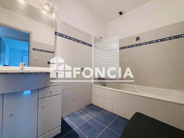 Location Appartement 3 pièces 55.77 m² - 25 RUE JEAN-MICHEL CHEVOTET Perpignan 66000