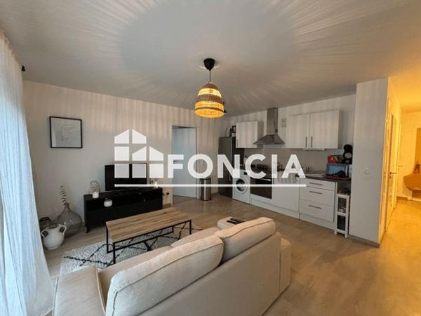 Location Appartement 2 pièces 43.6 m² - 17 RUE ROGER SCHLAICH Deville-les-rouen 76250