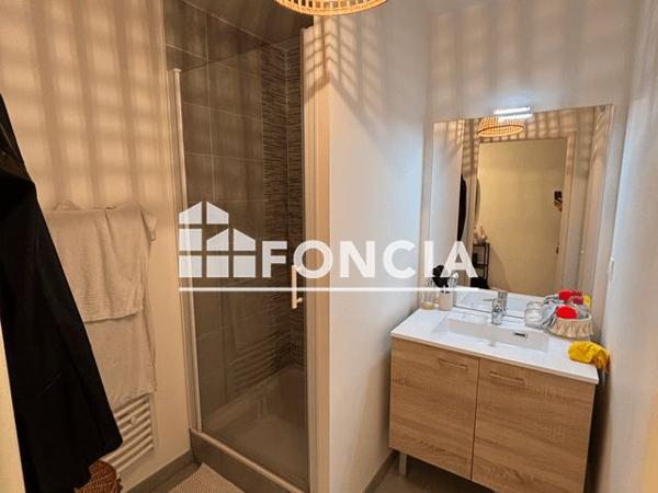 Location Appartement 2 pièces 43.6 m² - 17 RUE ROGER SCHLAICH Deville-les-rouen 76250