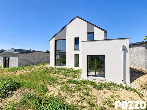 Maison Bréhal 5 pièces 102 m2 en l'état futur d'achèvement BREHAL
