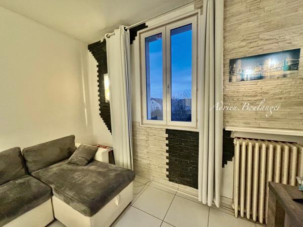 Maison à vendre 5 pièces COMBS LA VILLE (77)