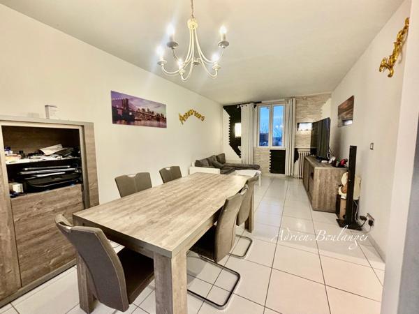 Maison à vendre 5 pièces COMBS LA VILLE (77)