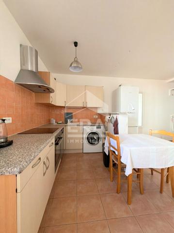 A LOUER A PERTUIS CENTRE VILLE 84120 APPARTEMENT MEUBLE TYPE 3 PIECES D'ENVIRON 60M²