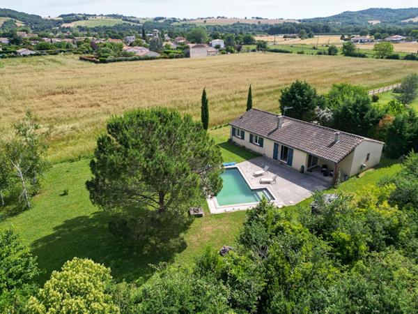 À VENDRE Villa  Plain-pied T4 de 92 m2 avec piscine à Bessières - 31660