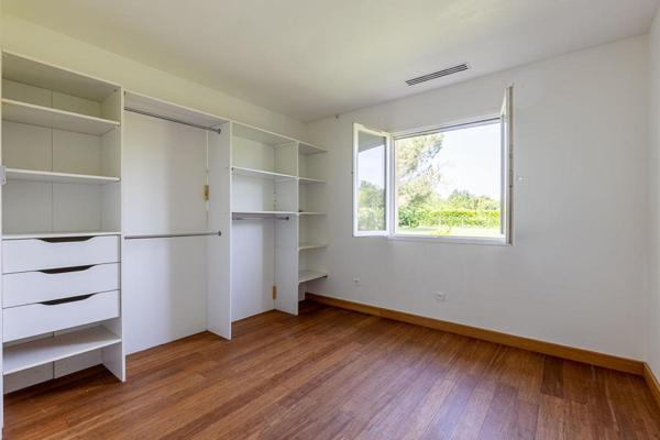 À VENDRE Villa  Plain-pied T4 de 92 m2 avec piscine à Bessières - 31660