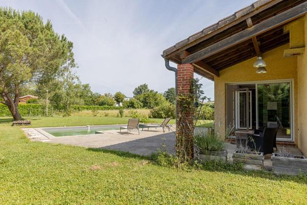 À VENDRE Villa  Plain-pied T4 de 92 m2 avec piscine à Bessières - 31660