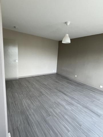 A LOUER Proche des facs, dans le quartier de KERGOAT - JOLI T1 REFAIT A NEUF - 26 m2