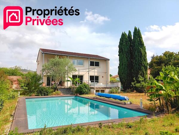 Cahors centre ville à pied, maison 4 chambres avec jardin et piscine