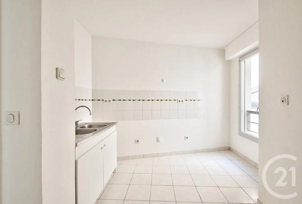 Appartement T3 à vendre  3 pièces - 74,19 m 2   ANTIBES  - 06