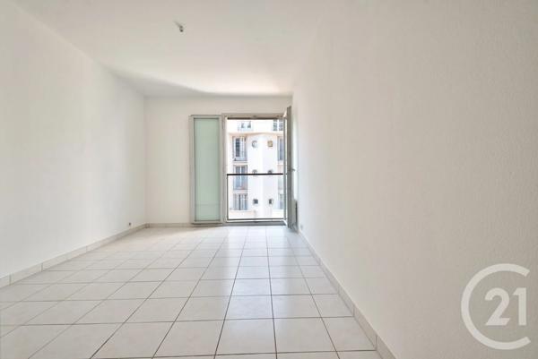 Appartement T3 à vendre  3 pièces - 74,19 m 2   ANTIBES  - 06