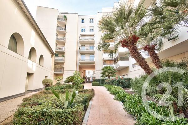 Appartement T3 à vendre  3 pièces - 74,19 m 2   ANTIBES  - 06