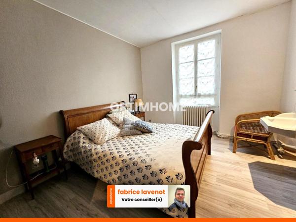 Maison charentaise de 170 m² avec 4 ou 3 chambres avec bureau sur la commune de TAPONNAT FLEURIGNAC (16)