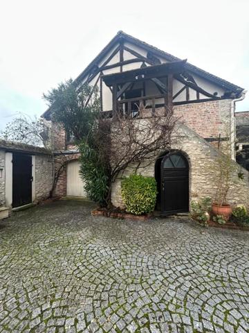 Vente Maison 6 pièces 257 m2 à Saint-Germain-Laval