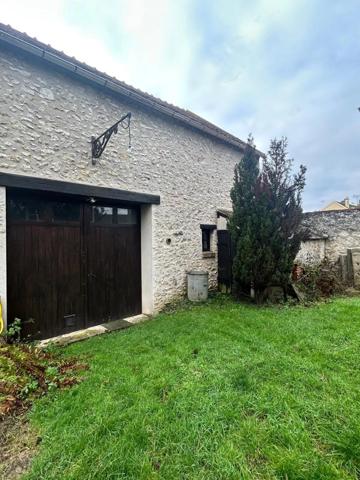 Vente Maison 6 pièces 257 m2 à Saint-Germain-Laval