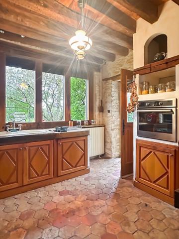 Vente Maison 6 pièces 257 m2 à Saint-Germain-Laval