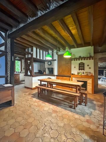 Vente Maison 6 pièces 257 m2 à Saint-Germain-Laval