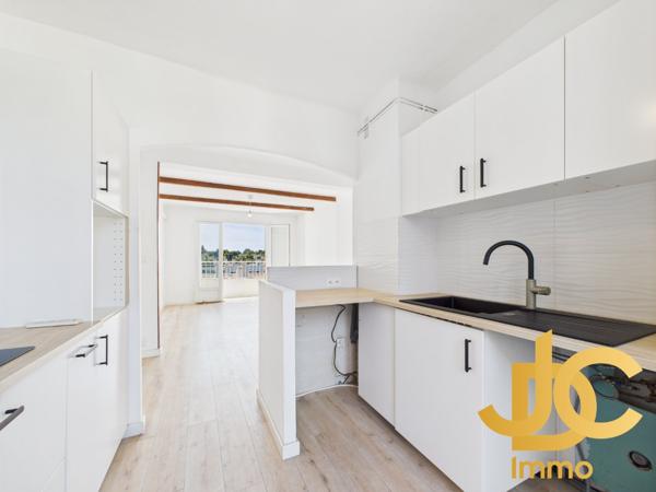 Appartement à TOULON (83000)