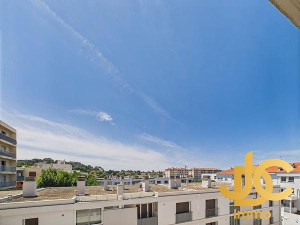 Appartement à TOULON (83000)
