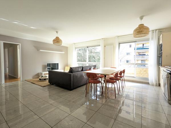 IDEAL COLOCATION - A LOUER T4 MEUBLE DE 90.05 M² - 7 RUE DES PEUPLIERS A VILLEURBANNE, Villeurbanne 69100