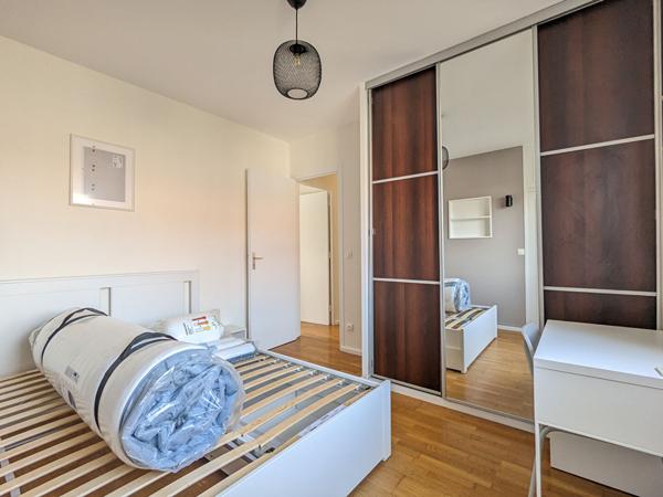IDEAL COLOCATION - A LOUER T4 MEUBLE DE 90.05 M² - 7 RUE DES PEUPLIERS A VILLEURBANNE, Villeurbanne 69100